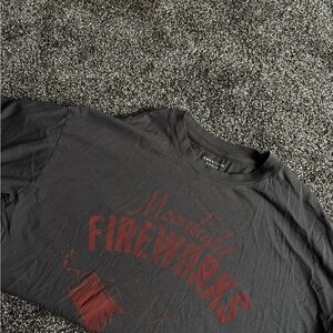 American Eagle Outfitters t shirt